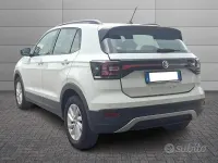 Usata VW T-Cross Style 95 CV (69 kW) 2019 Argento SUV