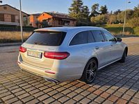 Usata Mercedes E220 Business 194 CV (142 kW) 2018 Grigio Station wagon