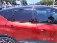 Usata Renault Captur 90 CV (66 kW) 2016 Rosso SUV
