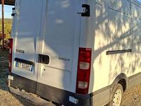 Usata Iveco Daily 126 CV (92 kW) 2014 Furgone