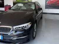 Usata BMW 530 Luxury Line 249 CV (183 kW) 2020 Nero Station wagon