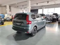 Usata Dacia Jogger Extreme 101 CV (74 kW) 2024 Verde Monovolume