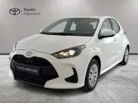 Usata Toyota Yaris Hybrid Active 92 CV (67 kW) 2025 Bianco Berlina