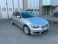 Usata BMW 118 Urban Line 149 CV (109 kW) 2016 Argento Utilitaria
