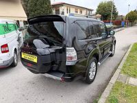 Usata Mitsubishi Pajero Instyle 190 CV (139 kW) 2016 Nero SUV