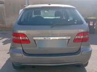 Usata Mercedes B180 60 CV (44 kW) 2010 Grigio Utilitaria