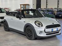 Usata Mini One Cabriolet 102 CV (75 kW) 2019 Argento perlato Cabrio