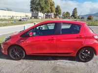 Usata Toyota Yaris Active 72 CV (52 kW) 2020 Rosso Berlina