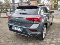 Usata VW T-Roc Advance 115 CV (84 kW) 2018 Grigio SUV