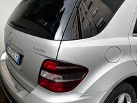 Usata Mercedes ML320 2007 Grigio SUV