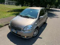 Usata Toyota Yaris Sol 87 CV (63 kW) 2003 Utilitaria