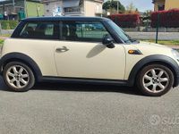 Usata Mini Cooper 120 CV (88 kW) 2006 Bianco Utilitaria