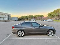 Usata BMW 320 184 CV (135 kW) 2013 Grigio Berlina