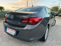 Usata Opel Astra Cosmo 131 CV (96 kW) 2014 Nero Berlina