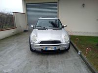 Usata Mini Cooper D 109 CV (80 kW) 2006 Utilitaria