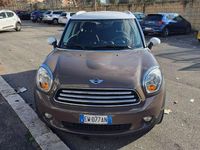 Usata Mini Cooper D Countryman 111 CV (81 kW) 2014 Marrone SUV