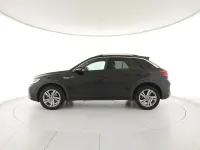 Usata VW T-Roc R-line 2023 Deep black perlato SUV