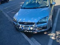 Usata Ford Focus 109 CV (80 kW) 2005 Bluazzurro Berlina