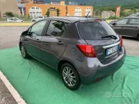 Usata Toyota Yaris Lounge 90 CV (66 kW) 2016 Berlina