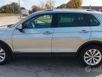 Usata VW Tiguan 150 CV (110 kW) 2019 Grigio SUV