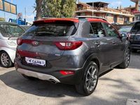 Usata Kia Stonic Urban 110 CV (80 kW) 2017 Grigio SUV