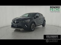 Usata Renault Captur Techno 145 CV (106 kW) 2023 Blu marino SUV