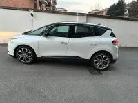 Usata Renault Scenic E-Tech 120 CV (88 kW) 2018 Bianco Monovolume