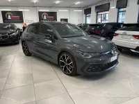 Gebraucht VW Golf VIII GTI 245 PS (180 kW) 2024 Grau Limousine