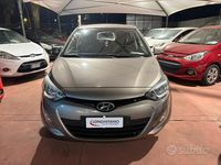 Usata Hyundai i20 89 CV (65 kW) 2012 Marrone Utilitaria