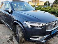 Usata Volvo XC90 310 CV (228 kW) 2022 Blu/azzurro SUV
