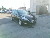 Usata Peugeot 208 Business-Line 68 CV (50 kW) 2012 Nero Utilitaria