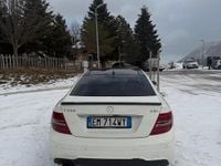 Usata Mercedes C220 170 CV (125 kW) 2011 Bianco Coupé