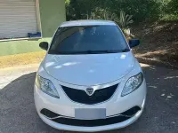 Usata Lancia Ypsilon Silver 69 CV (50 kW) 2017 Bianco Utilitaria
