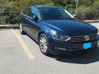 Usata VW Passat 150 CV (110 kW) 2016 Blu Station wagon
