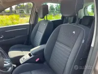 Usata Renault Scenic E-Tech 110 CV (80 kW) 2015 Marrone Monovolume