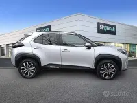 Usata Toyota Yaris Cross Trend 92 CV (67 kW) 2023 Grigio SUV