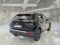 Usata Peugeot 2008 Allure 131 CV (96 kW) 2022 Nero SUV