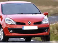 Usata Renault Clio III Dynamique 75 CV (55 kW) 2006 Rosso Berlina