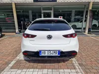 Nuova Mazda 3 Homura-Line 140 CV (102 kW) 2025 Arctic white Berlina
