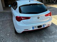 Usata Alfa Romeo Giulietta Business 120 CV (88 kW) 2017 Bianco Utilitaria