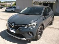Occasion Renault Captur Techno 101 ch (74 kW) 2023 Bleue SUV