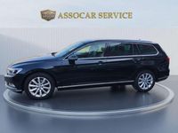 Usata VW Passat Executive 150 CV (110 kW) 2019 Blu/azzurro Station wagon