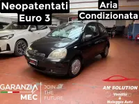 Usata Toyota Yaris 86 CV (63 kW) 2000 Nero Berlina