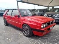 Usata Lancia Delta 196 CV (144 kW) 1990 Rosso Utilitaria