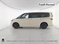 Usata VW T7 Life 150 CV (110 kW) 2024 91 avorio chiaro r1015 Furgone