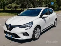 Occasion Renault Clio V Zen 101 PK (74 kW) 2021 Wit Sedan
