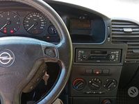 Usata Opel Zafira Elegance 101 CV (74 kW) 2002 Grigio Monovolume