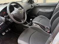 Usata Peugeot 206 68 CV (50 kW) 2010 Utilitaria