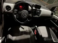 Usata VW up! 60 CV (44 kW) 2012 Bianco Utilitaria