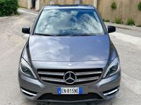 Usata Mercedes B180 Premium 108 CV (79 kW) 2012 Grigio Monovolume